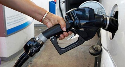 Fuel price drops to N121.50 per litre